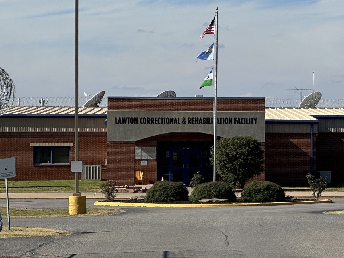 Lawton Inmate Dies After Private Prison Staff Refused Care, Lawsuit Claims
